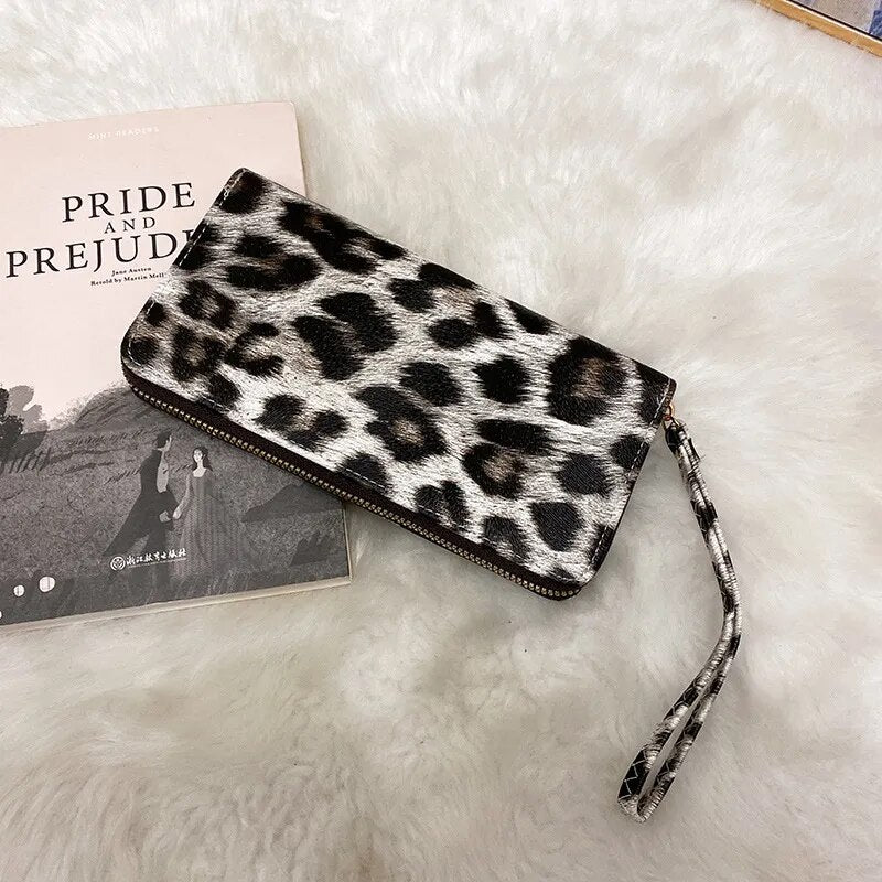 Women's Brand Clutch Purse Ladies Money Wallet for Women's Clutch Bag Slim Female Wallet Card Holder Uneven Wallets Made Leather