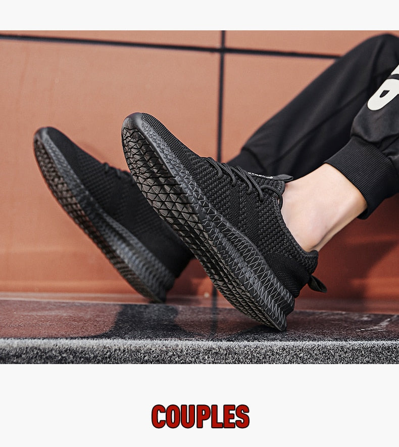 Chaussures de course pour homme : baskets de sport à lacets, légères, confortables et respirantes pour la marche et le tennis.