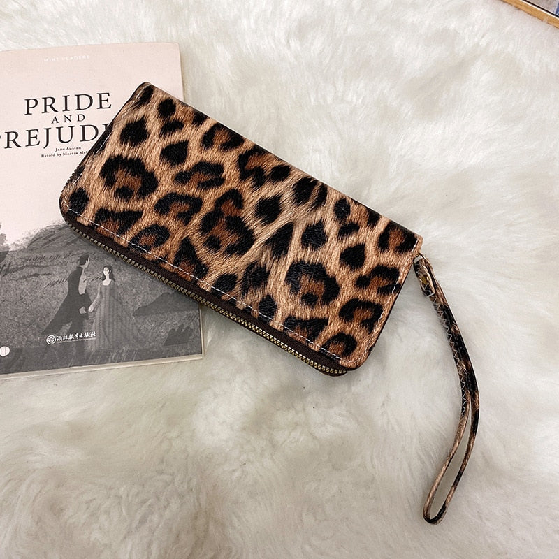 Women's Brand Clutch Purse Ladies Money Wallet for Women's Clutch Bag Slim Female Wallet Card Holder Uneven Wallets Made Leather