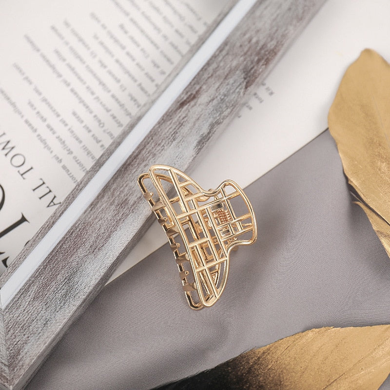 New Women Elegant Gold Silver Hollow Geometric Metal Hair Claw Vintage Hair Clips Headband Hairpin Fashion Hair Accessories