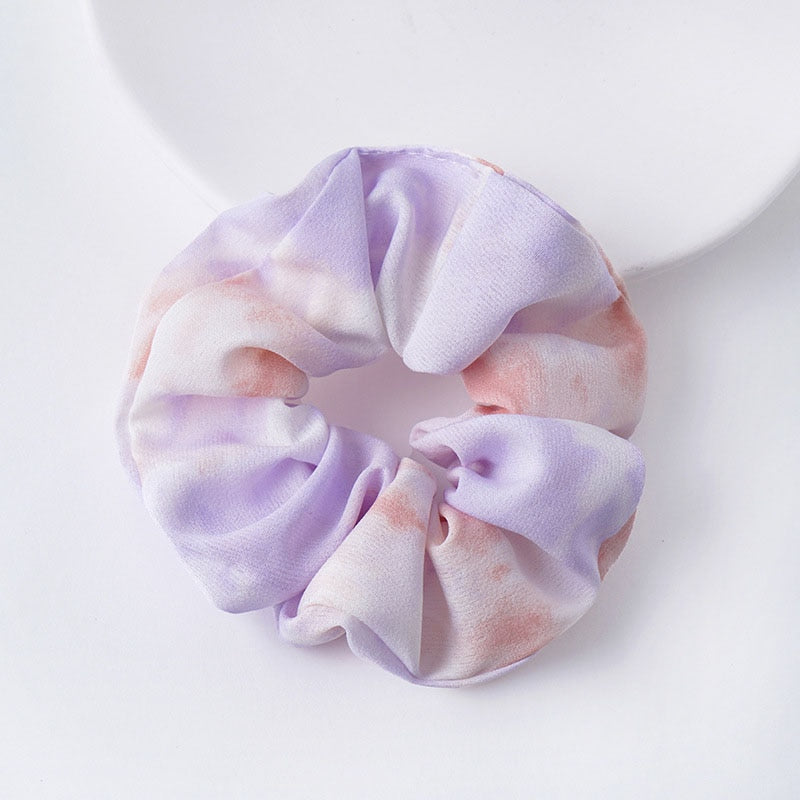 Frauen Silk Scrunchie elastisches handgemachtes mehrfarbiges Haarband Pferdeschwanz Halter Stirnband Haarschmuck Satin Seide einfarbig