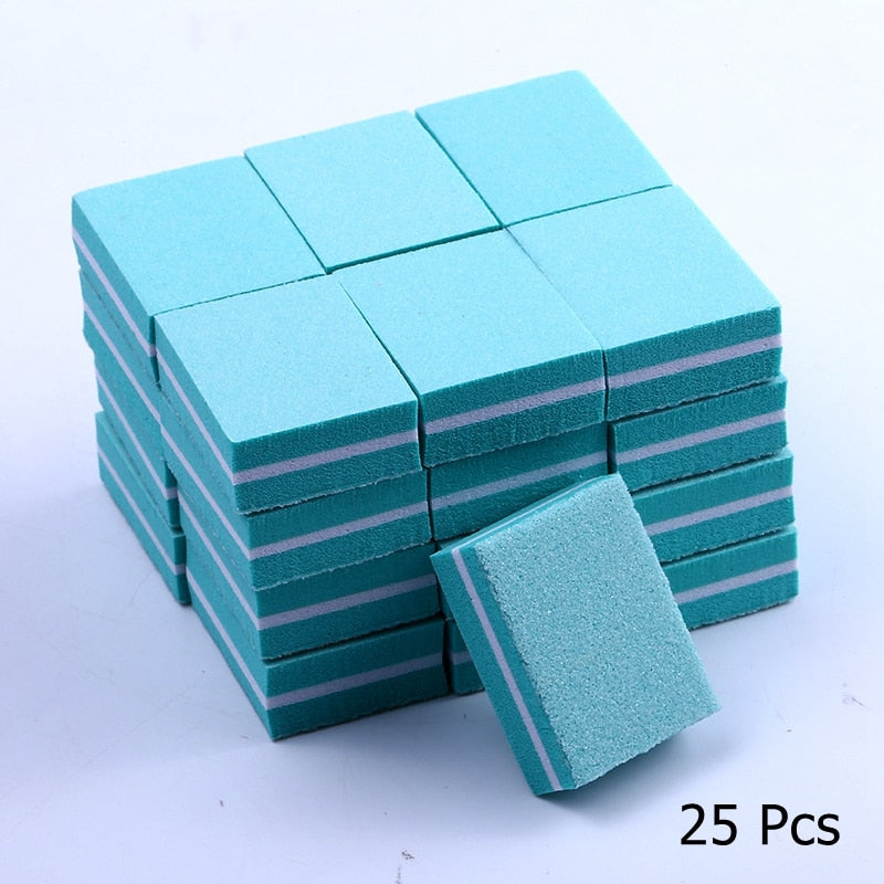 25/50pcs / lot Mini blocs de lime à ongles double face Éponge colorée Vernis à ongles Bandes de tampon de ponçage Outils de manucure de polissage