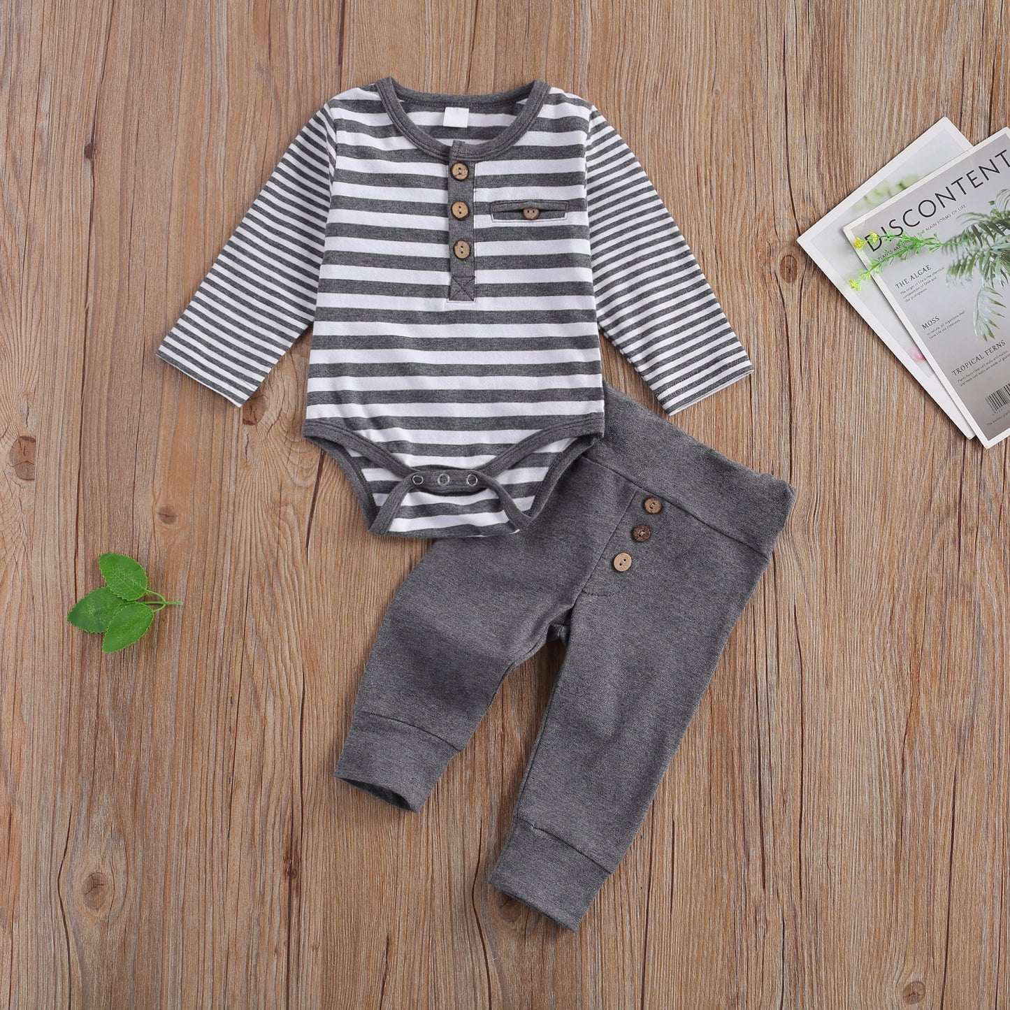 2 Pcs Baby Boy Girl Casual Suit Clothing Round Neck Long Sleeve Stripe Romper Button Decoration Loose Trousers