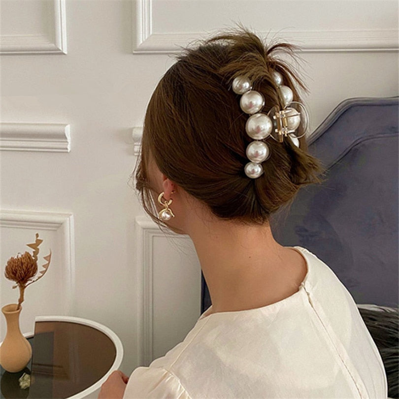 Hyperbole Big Pearls Acrylic Hair Claw Clips Big Size Makeup Hair Styling Barrettes for Women Hair Accessories