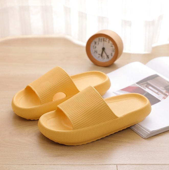 Dicke Plattform Badezimmer Hausschuhe Damenmode weiche Sohle EVA Indoor Slides Frau Sandalen 2023 Sommer rutschfeste Flip Flops