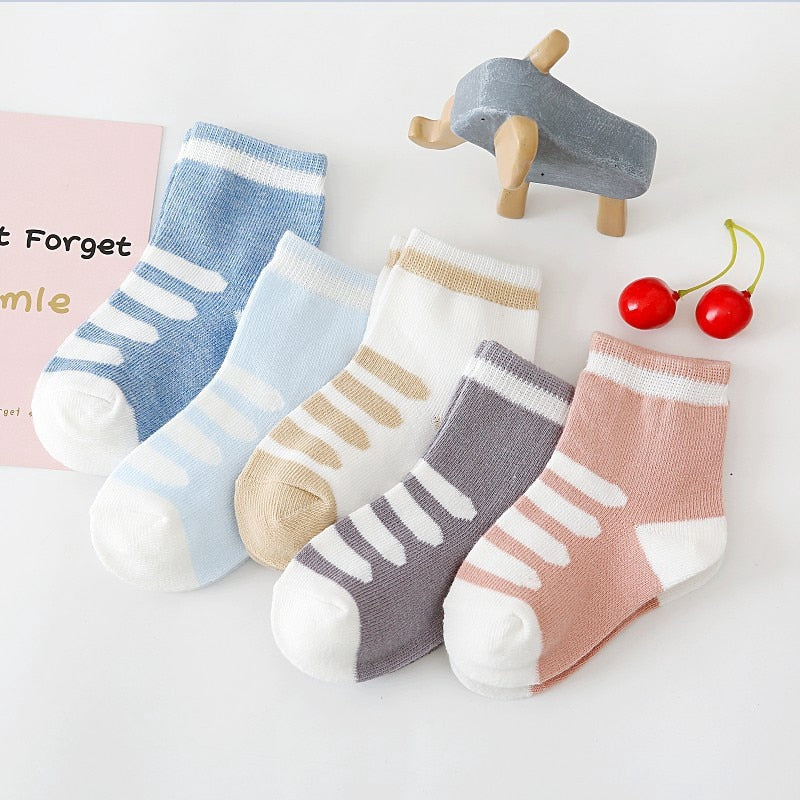 5 Paar Babysocken Neugeborenes Baby Jungensocken 0-1-3-7 Jahre Kinder Reine Baumwolle Tierdesign Fadeless Weiche Kindersocken