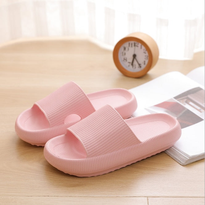 Dicke Plattform Badezimmer Hausschuhe Damenmode weiche Sohle EVA Indoor Slides Frau Sandalen 2023 Sommer rutschfeste Flip Flops