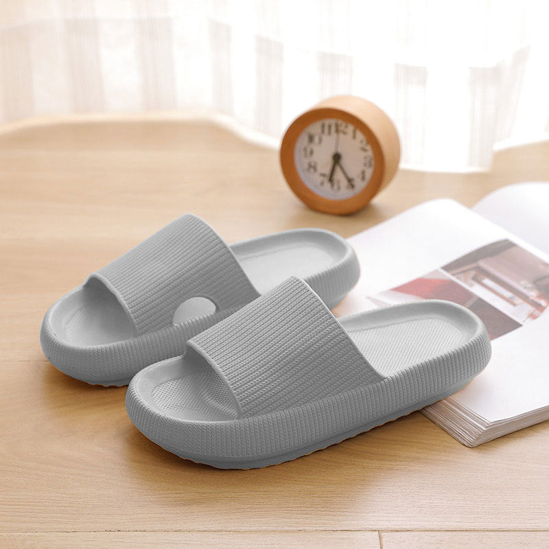 Dicke Plattform Badezimmer Hausschuhe Damenmode weiche Sohle EVA Indoor Slides Frau Sandalen 2023 Sommer rutschfeste Flip Flops